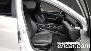 Kia K5 2.0 2020 года из Южной Кореи
