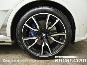 BMW X7 xDrive 30d M Sport 6인승 2020 года из Южной Кореи