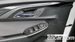 ChevroletGMDaewoo Trailblazer 1.3 Turbo 2WD 2022 года из Южной Кореи