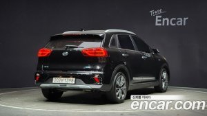 Kia Niro 1.6 HEV 2020 года из Южной Кореи