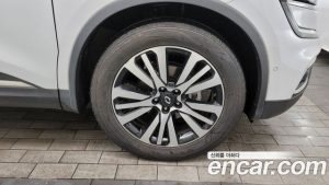 Renault-KoreaSamsung QM6 2.0 GDe Premiere 2WD 2020 года из Южной Кореи