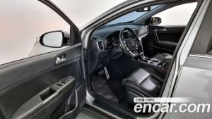 Kia Sportage Дизель 1.6 4WD 2022 года из Южной Кореи