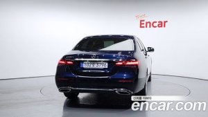 Mercedes-Benz E-Class E220d 4MATIC Exclusive 2021 года из Южной Кореи