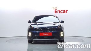 Kia Niro 1.6 HEV 2020 года из Южной Кореи