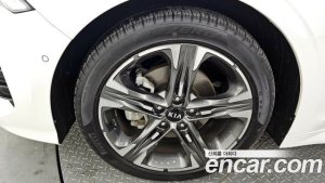 Kia K5 1.6 Turbo 2021 года из Южной Кореи