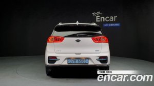 Kia Niro Noblesse 2021 года из Южной Кореи