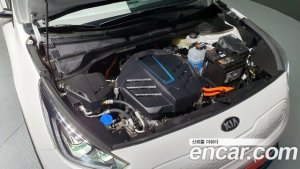 Kia Niro Noblesse 2021 года из Южной Кореи