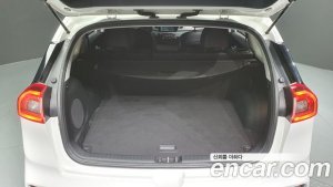 Kia Niro Noblesse 2021 года из Южной Кореи
