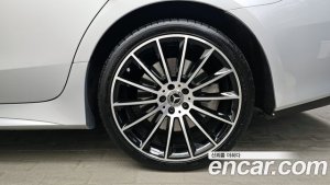 Mercedes-Benz CLS-Class CLS450 4MATIC AMG Line 2020 года из Южной Кореи