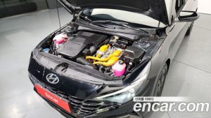Hyundai AVANTE Inspiration 2021 года из Южной Кореи
