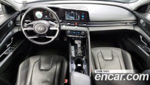 Hyundai AVANTE Inspiration 2021 года из Южной Кореи