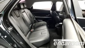 Hyundai AVANTE Inspiration 2021 года из Южной Кореи