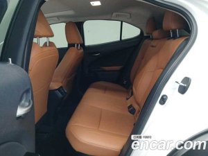 Lexus UX 2.0 2WD 2021 года из Южной Кореи