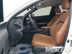 Lexus UX 2.0 2WD 2021 года из Южной Кореи
