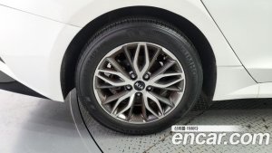 Kia K5 2.0 2021 года из Южной Кореи