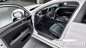 Kia K5 2.0 2021 года из Южной Кореи