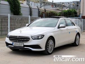 Mercedes-Benz E-Class E250 Exclusive 2021 года из Южной Кореи
