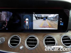 Mercedes-Benz E-Class E250 Exclusive 2021 года из Южной Кореи