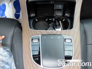 Mercedes-Benz E-Class E250 Exclusive 2021 года из Южной Кореи