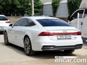 Audi A7 55 TFSI 4WD Premium 2020 года из Южной Кореи