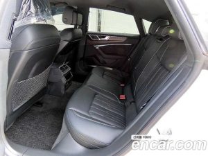 Audi A7 55 TFSI 4WD Premium 2020 года из Южной Кореи