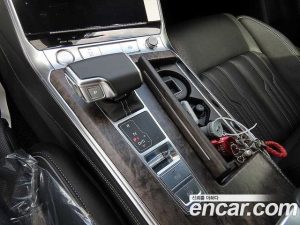 Audi A7 55 TFSI 4WD Premium 2020 года из Южной Кореи