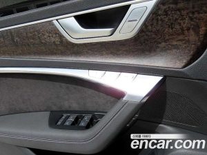 Audi A7 55 TFSI 4WD Premium 2020 года из Южной Кореи