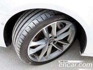 Audi A7 55 TFSI 4WD Premium 2020 года из Южной Кореи