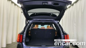 Kia Sorento Дизель 2.2 2WD 2022 года из Южной Кореи