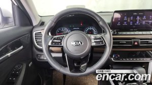 Kia Seltos Бензин 1.6 Turbo 4WD 2021 года из Южной Кореи