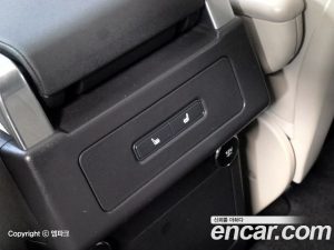 Land Rover Discovery 3.0 SD6 Landmark Edition 2020 года из Южной Кореи