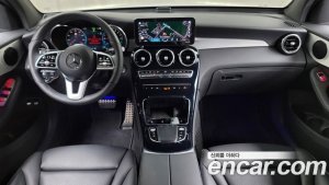 Mercedes-Benz GLC-Class GLC300e 4MATIC Coupe 2020 года из Южной Кореи