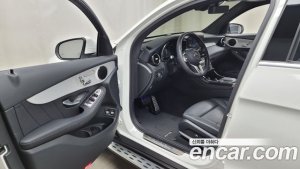 Mercedes-Benz GLC-Class GLC300e 4MATIC Coupe 2020 года из Южной Кореи