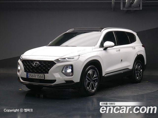 Hyundai Santafe Бензин 2.0T 2WD 2020 года из Кореи
