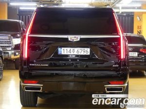 Cadillac Escalade 6.2 ESV 2021 года из Южной Кореи