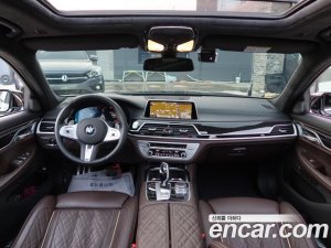 BMW 7-Series 740Li xDrive M Sport 2021 года из Южной Кореи