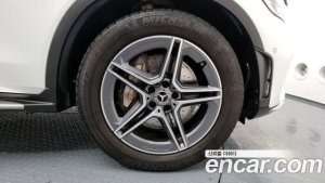 Mercedes-Benz GLC-Class GLC220 d 4MATIC Coupe 2020 года из Южной Кореи