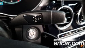 Mercedes-Benz GLC-Class GLC220 d 4MATIC Coupe 2020 года из Южной Кореи
