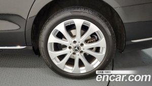 Mercedes-Benz E-Class E300 4MATIC Exclusive 2020 года из Южной Кореи