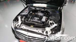 Mercedes-Benz E-Class E300 4MATIC Exclusive 2020 года из Южной Кореи