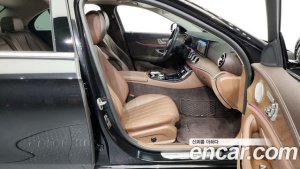Mercedes-Benz E-Class E300 4MATIC Exclusive 2020 года из Южной Кореи