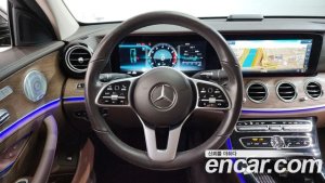 Mercedes-Benz E-Class E300 4MATIC Exclusive 2020 года из Южной Кореи