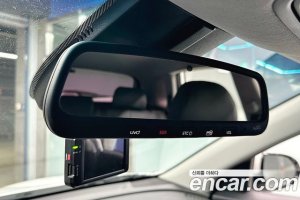 Kia Niro 1.6 HEV 2021 года из Южной Кореи