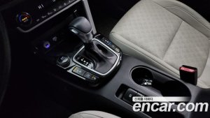 Kia Seltos Бензин 1.6 Turbo 2WD 2021 года из Южной Кореи