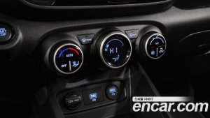 Hyundai Venue 1.6 Modern 2020 года из Южной Кореи