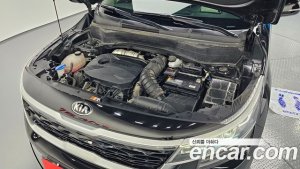 Kia Seltos Бензин 1.6 Turbo 2WD 2021 года из Южной Кореи