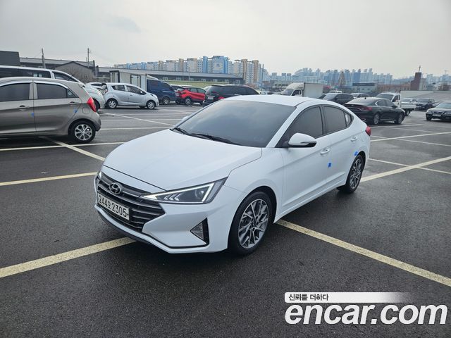 Hyundai AVANTE 1.6 2020 года из Кореи
