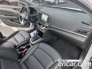 Hyundai AVANTE 1.6 2020 года из Южной Кореи