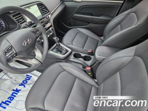 Hyundai AVANTE 1.6 2020 года из Южной Кореи