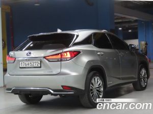 Lexus RX Executive 2021 года из Южной Кореи